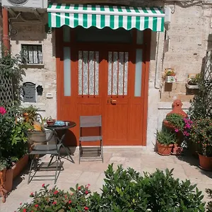 Sweet Holiday home Bari
