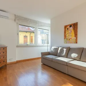 Apartment Joivy By The, Como